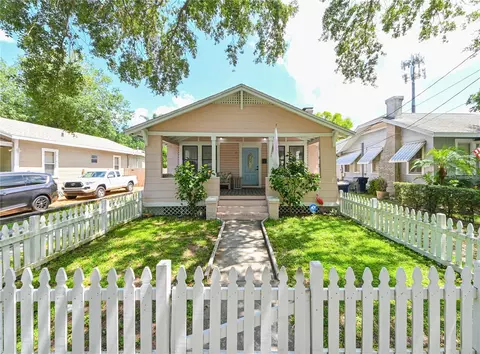 812 E Paris St, Tampa, FL 33604