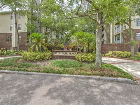 1000 W Horatio St #123, Tampa, FL 33606