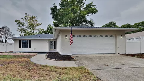 693 16th Way, Palm Harbor, FL 34683