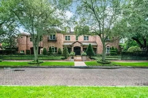 934 S Golf View St, Tampa, FL 33629