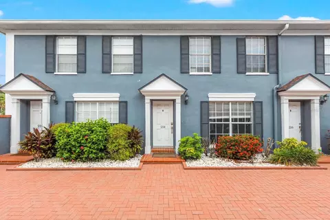 214 S Tampania Ave, Tampa, FL 33609