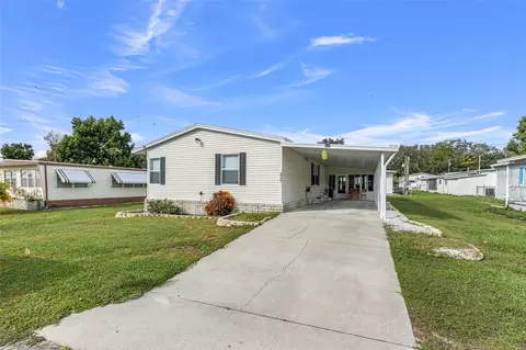39201 Flora Ave, Zephyrhills, FL 33542