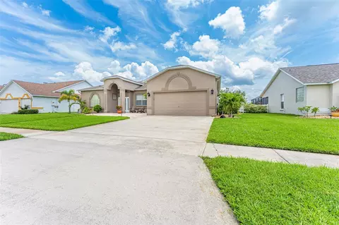 1076 Egret Lake Way, Melbourne, FL 32940