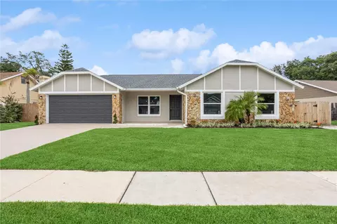 1006 Cameo Crest Ln, Valrico, FL 33596
