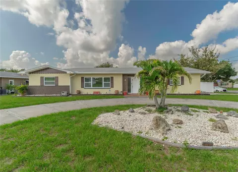 2109 College Dr, Clearwater, FL 33764