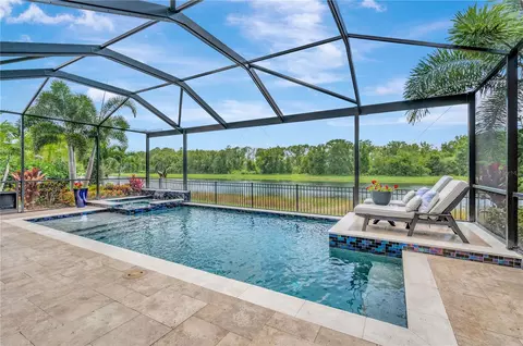 5338 Silver Sun Dr, Apollo Beach, FL 33572