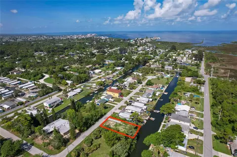 7339 Sheepshead Dr, Hudson, FL 34667