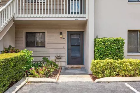 9802 Lombard Ct #102, Tampa, FL 33618