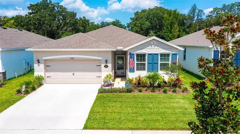 8280 Wheat Stone Dr, Zephyrhills, FL 33540