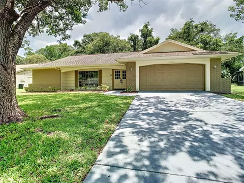 12812 Ironwood Cir, Hudson, FL 34667
