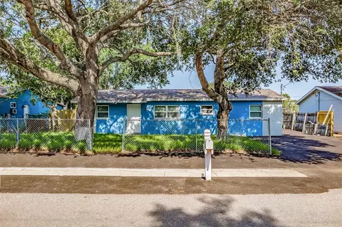 207 12th St, Wimauma, FL 33598