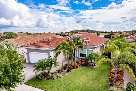 4861 Grand Banks Dr, Wimauma, FL 33598