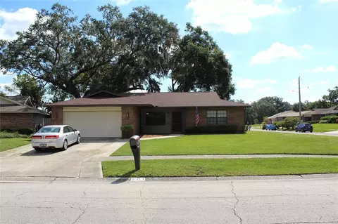 501 Timber Pond Dr, Brandon, FL 33510