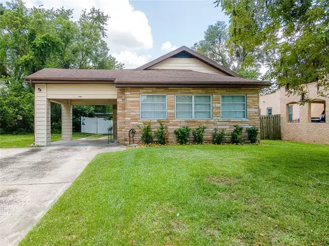 516 Palencia Pl, Lakeland, FL 33803