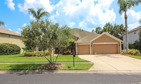 27007 Fordham Dr, Wesley Chapel, FL 33544