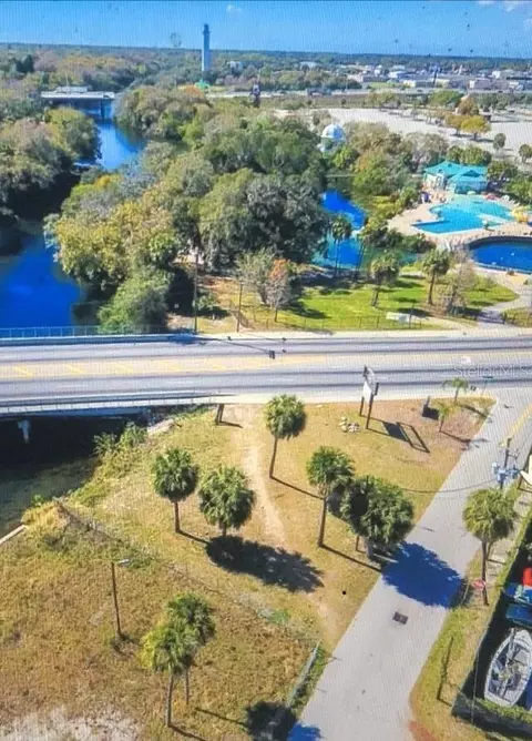 8001 N Nebraska Ave, Tampa, FL 33604