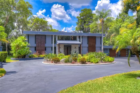 830 W Lutz Lake Fern Rd, Lutz, FL 33548