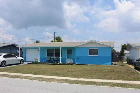 3438 Blayton St, Holiday, FL 34690