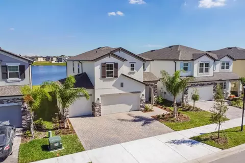3163 Marine Grass Dr, Wimauma, FL 33598