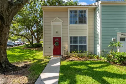 13924 Fletchers Mill Dr, Tampa, FL 33613