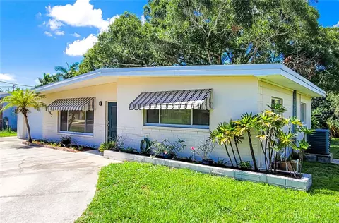 257 45th Ave NE, Saint Petersburg, FL 33703