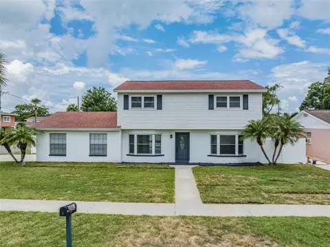 4802 Wynwood Dr, Tampa, FL 33615