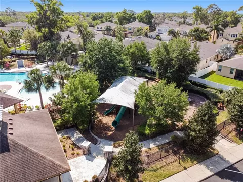 View/Area - 10413 Hampton Meadow Way, Riverview, FL 33578 photo 13 of 15