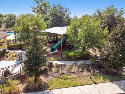 View/Area - 10413 Hampton Meadow Way, Riverview, FL 33578 photo 14 of 15