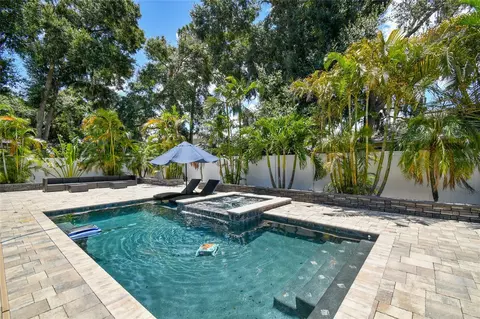 Exterior - 10413 Hampton Meadow Way, Riverview, FL 33578 photo 2 of 6