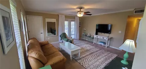 712 Lyndhurst St #321, Dunedin, FL 34698
