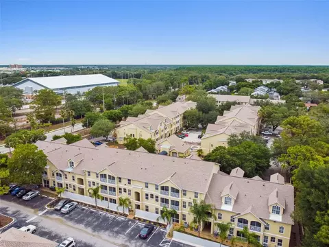 5048 Sunridge Palms Dr #102, Tampa, FL 33617