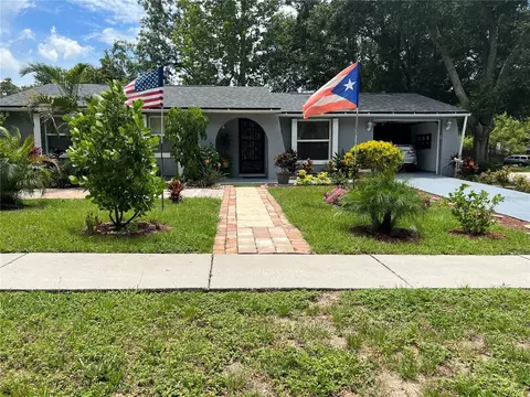 905 Carrie Cv, Valrico, FL 33594