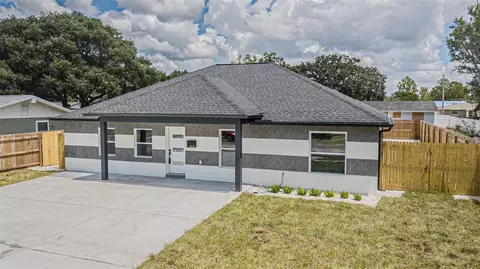 8503 Woodlake Dr, Tampa, FL 33615