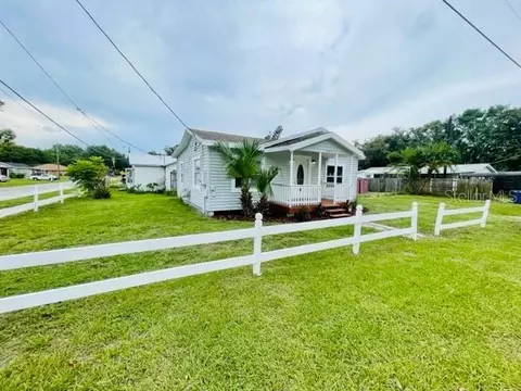 505 NE 10th Ave, Mulberry, FL 33860