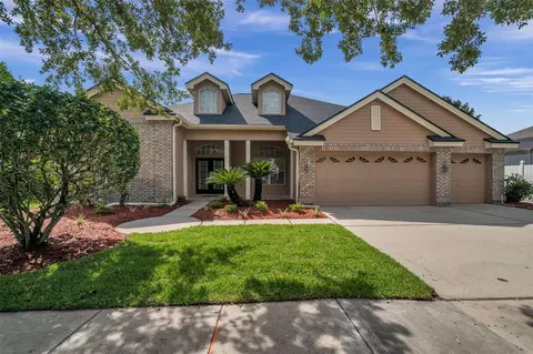 19228 Autumn Woods Ave, Tampa, FL 33647