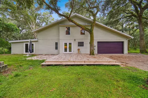 2215 Fritzke Rd, Dover, FL 33527