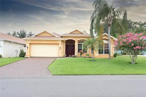 12346 Forest Highlands Dr, Dade City, FL 33525