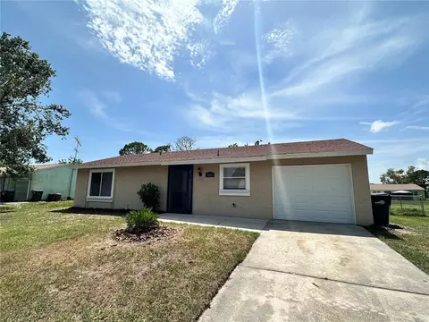 7567 Hanchey St, North Port, FL 34287