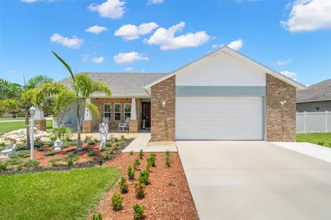 1204 Wild Daisy Dr, Plant City, FL 33563