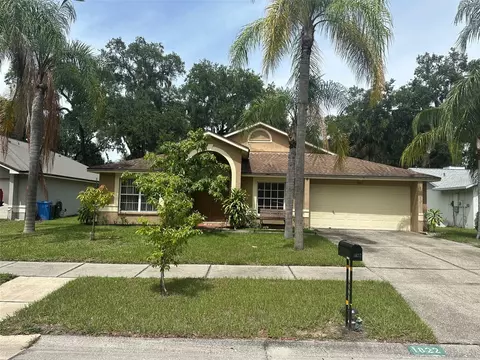 1822 Staysail Dr, Valrico, FL 33594