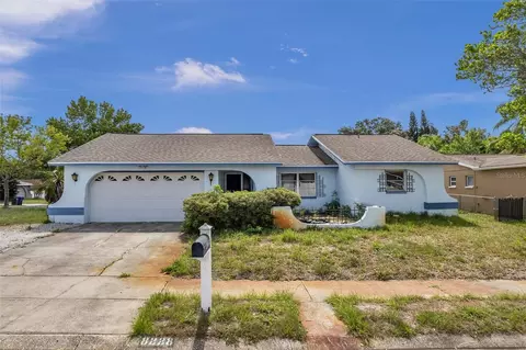 8228 Red Cedar Dr, Port Richey, FL 34668