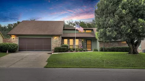 34405 Cedarfield Dr, Dade City, FL 33523