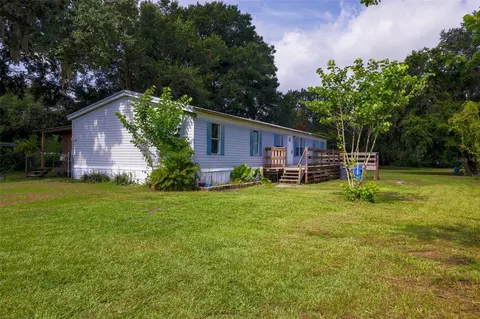 7311 No Name Ln, Plant City, FL 33567