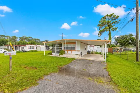 6303 23rd St, Zephyrhills, FL 33542