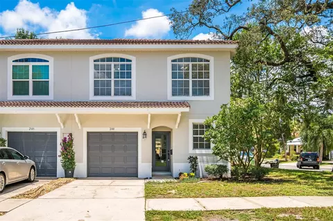 2101 W De Leon St, Tampa, FL 33606
