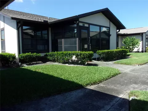 4525 Blossom Blvd #A, Zephyrhills, FL 33542