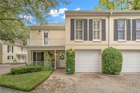 3524 Village Way, Tampa, FL 33629
