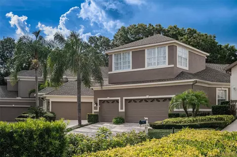 5106 Fairway One Dr, Valrico, FL 33596