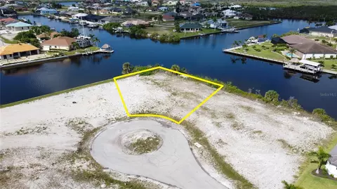 1418 NW 40th Pl, Cape Coral, FL 33993