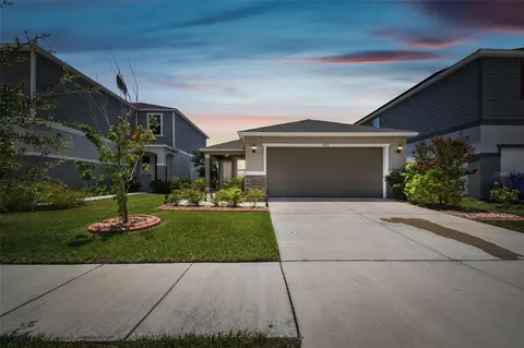 11211 Southern Cross Pl, Gibsonton, FL 33534